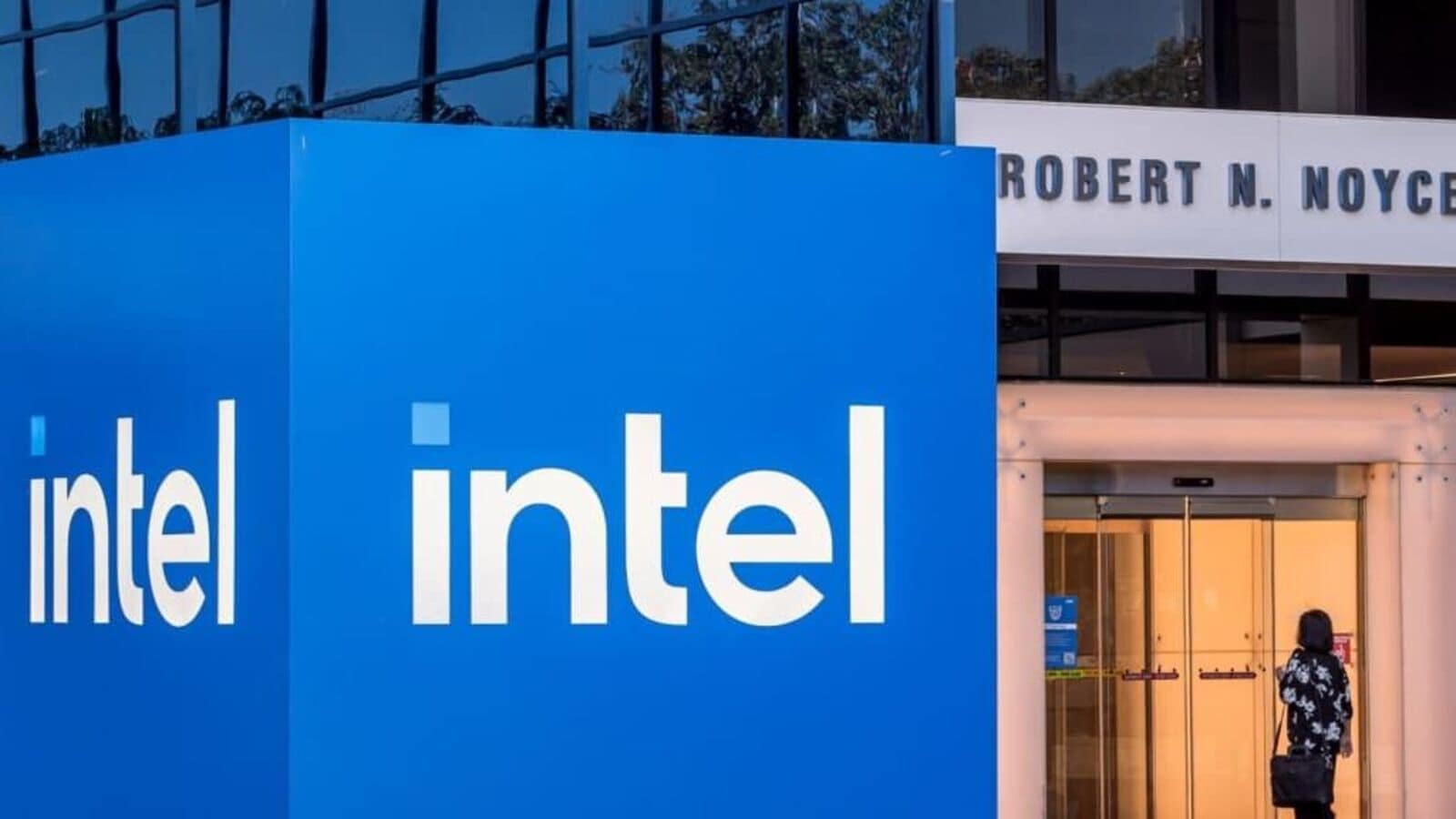 Intel Surprises Employees with Return of Free Coffee and Tea Amidst Cost-Cutting Measures