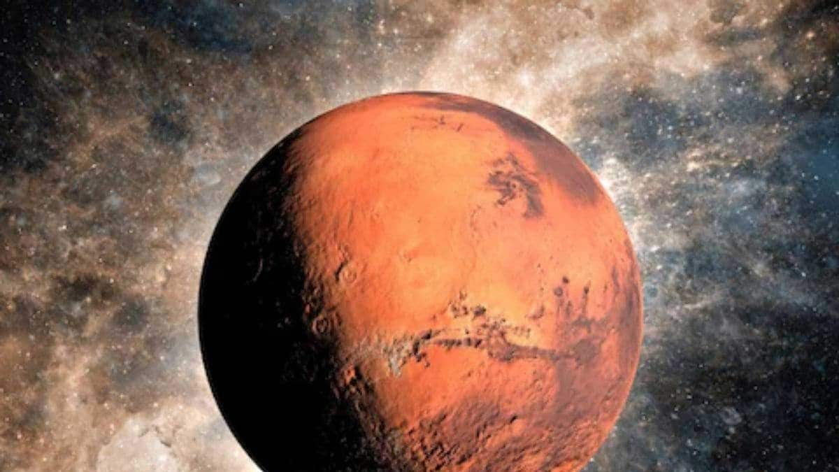 Ancient Mars' Water Mystery Solved: Carbon Dioxide's Role in Shaping the Planet's Landscape