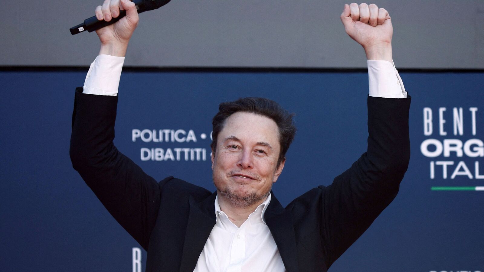 Elon Musk Reacts to Vivek Ramaswamy's Comments on ‘the only way to save US’