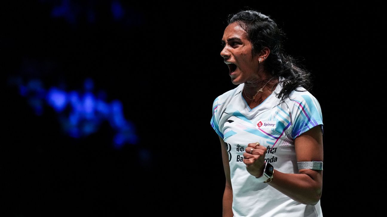 EXEMPLARY SHOW FROM INDIAN BADMINTONERS; KHAZNIZOV TAKES DOWN P.V. SINDHU AT JAPAN OPEN