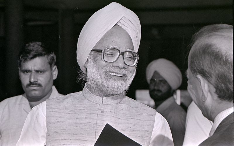 EX-CRIME MINISTER AND FORMER PRIME MINISTER DR MANMOHAN SINGH PASSES AWAY