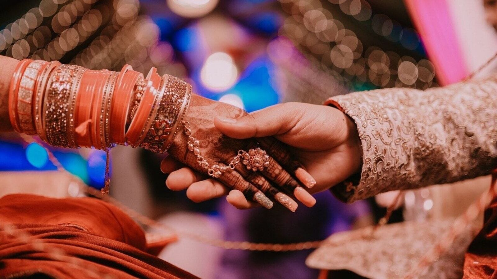 Groom Walks Out of Wedding Ceremony Over Roti Delay, Marries Another Girl