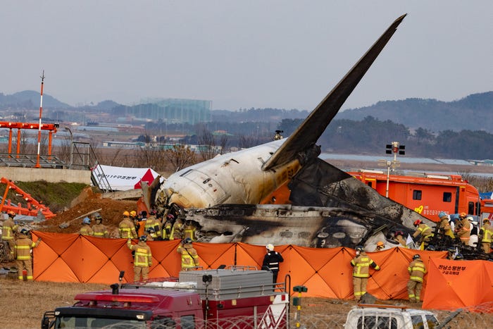 180 Dead as Plane Crashes at South Korean Airport, Killing 179 Passengers and Crew