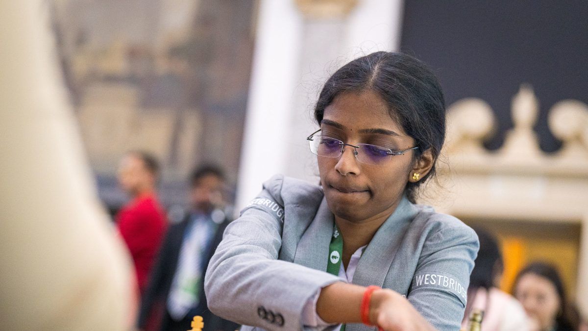 INDIA SWEEPS Up Final Glory At World Blitz Chess Championship In USA