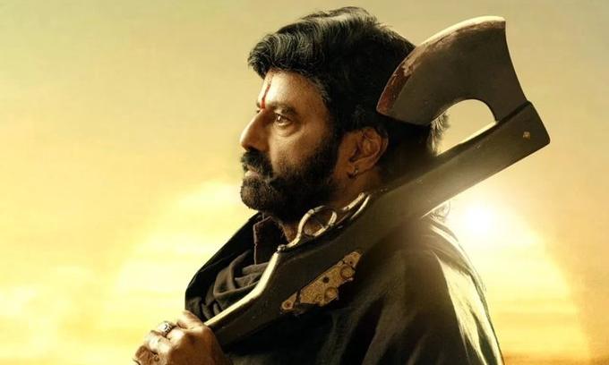 MILDLY IMPRESSED: 'Daaku Maharaaj' Delivers Action-Packed Entertainment with Nandamuri Balakrishna's Superb Performance