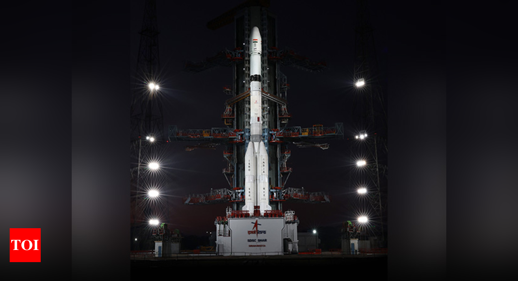 India Set for Historic 100th Launch as GSLV-F15 Prepares for Liftoff