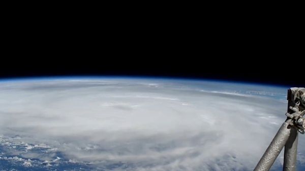 HURRICANE HELENE LEAVES DEATH-DEFYING Ripples in the Upper Atmosphere