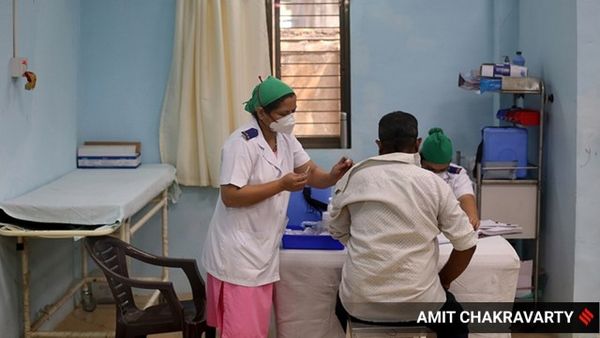 Delhi Government Approves Recruitment of 1,463 Healthcare Workers