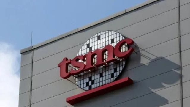 US Orders TSMC to Halt Shipments to Chinese Customers, Beijing Blames Washington for Escalating Tensions