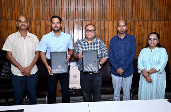 IIT Kanpur and Zynetic Electric Vehicles Charging Forge Partnership to Revolutionize Electric Vehicle Charging Solutions