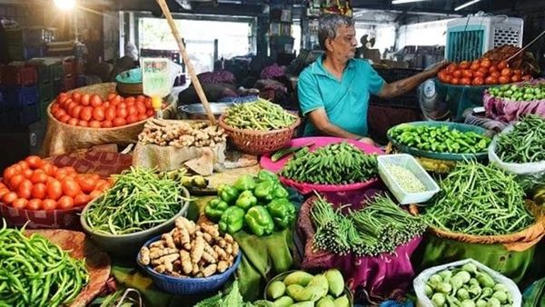 Private Consumption Drives India's Economy Recovery