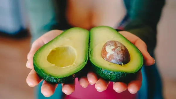 Avocados Named Top Fruit for Lowering Diabetes Risk