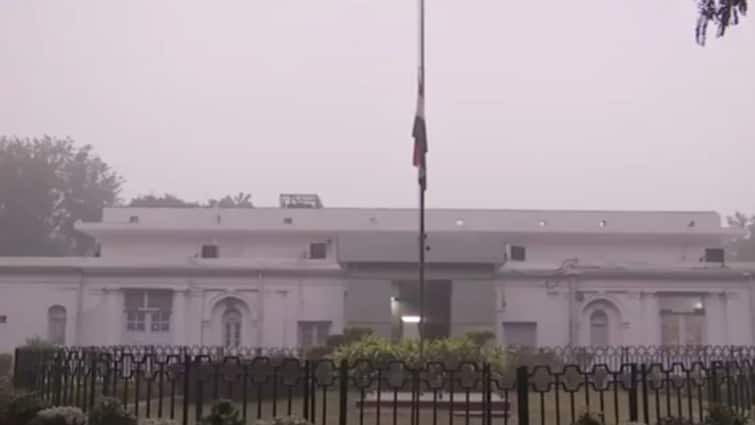 Nation Mourns Loss of Former PM Manmohan Singh as National Flag Flies at Half Mast