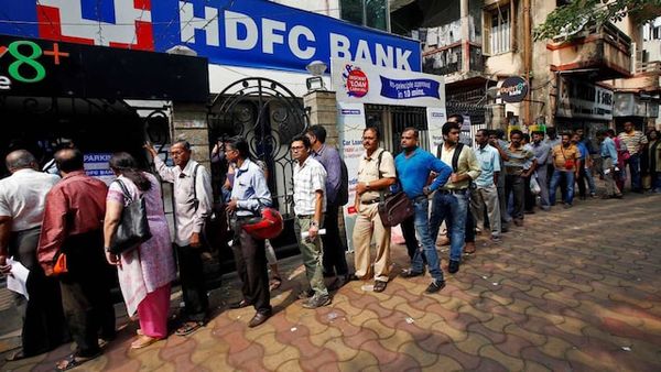 HDFC Bank Posts Moderate Growth in Q3 Business Update