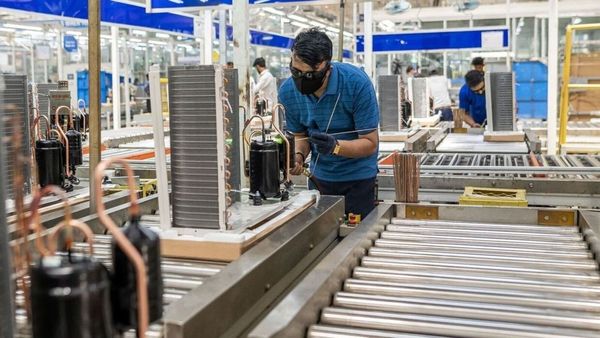 Indian Electronics Manufacturing Services Firms May Witness Strong Growth Despite Valuation Concerns