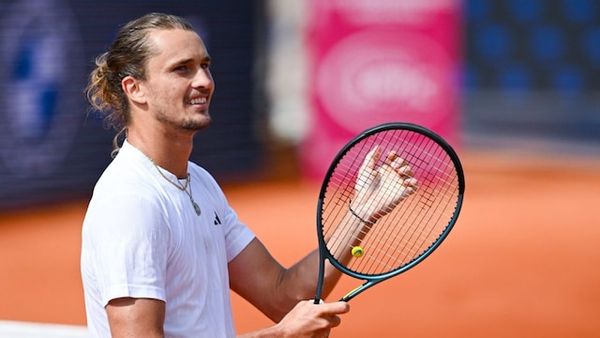 Zverev Cruises Through, Looks to French Open Glory