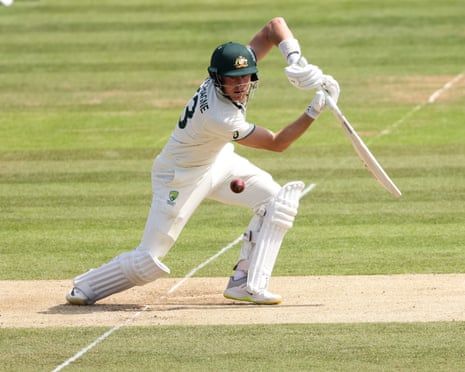 It appears that South Africa has made a successful start to their innings after the loss of opener Bavuma's wicket. The current pair of David Bedingham and Verney, with 111-5 in the lead.
