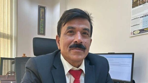 Akhilesh Kumar Dixit Takes Over as New CEO of India's Leading Energy Efficiency Service Provider EESL